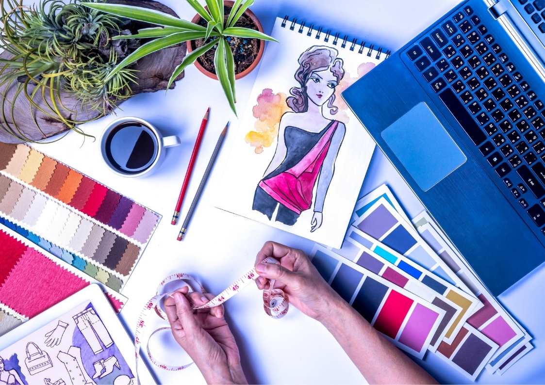 האם כדאי לעבוד בתור מעצב אופנה?